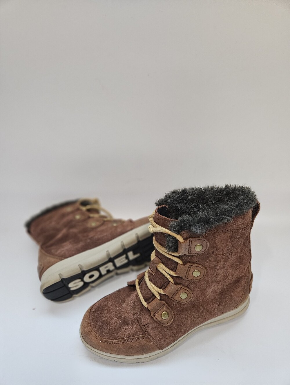 Sorel Explorer Joan Boots Womens 7.5 Brown Suede Shearling Lined Ankle Boot